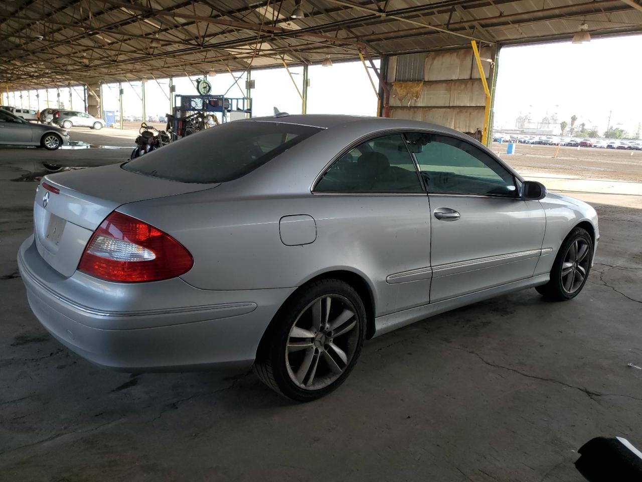 WDBTJ56H27F229550 2007 Mercedes-Benz Clk 350