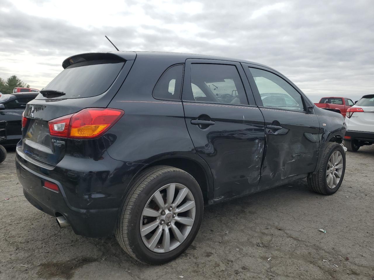 2011 Mitsubishi Outlander Sport Se VIN: JA4AR4AU6BZ021768 Lot: 80899054