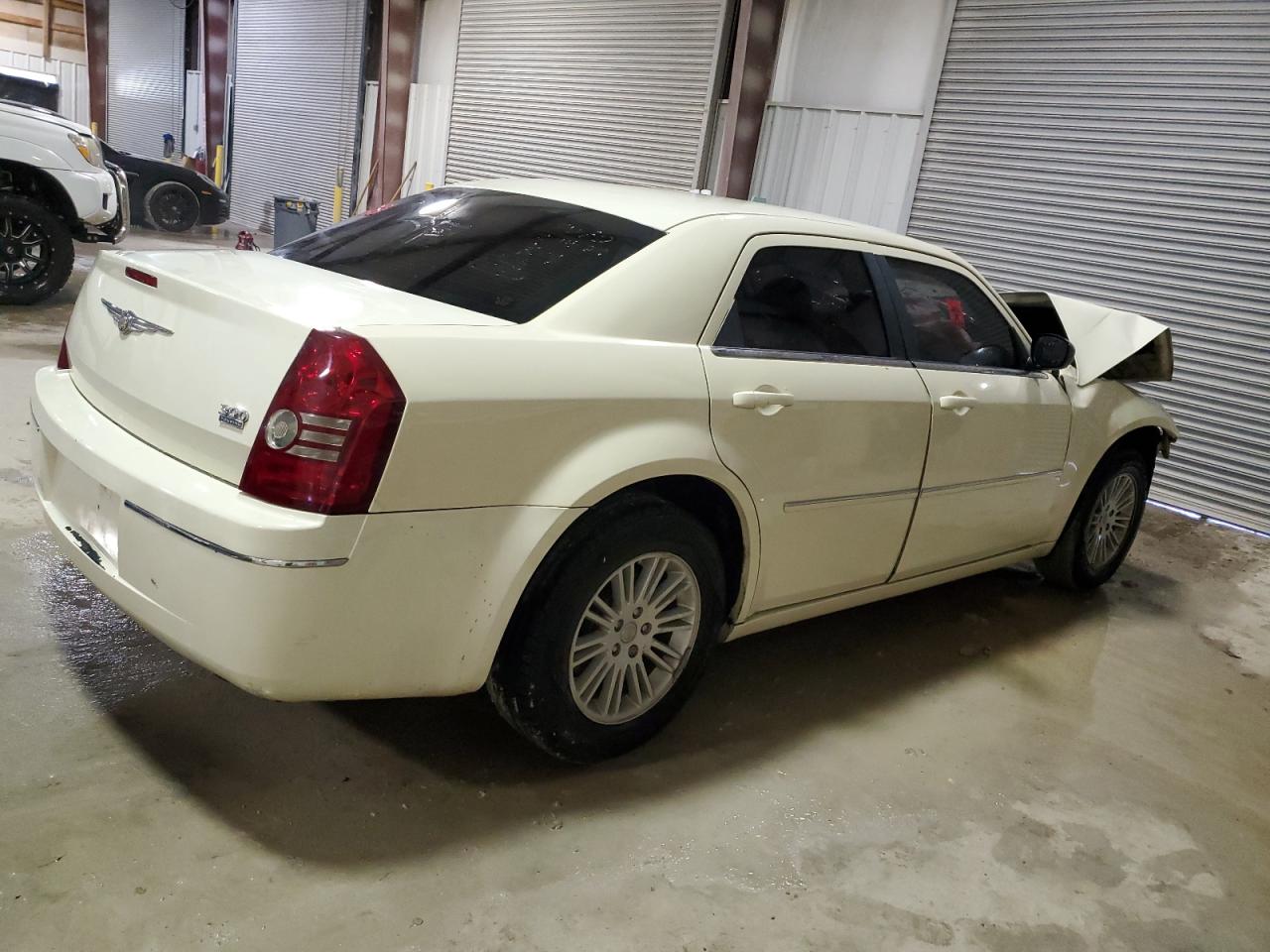 2009 Chrysler 300 Lx VIN: 2C3KA43D99H612335 Lot: 81380534