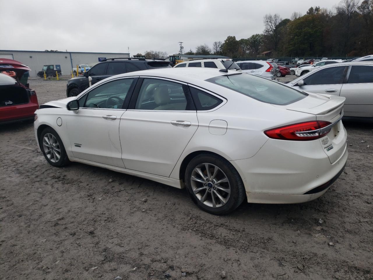 3FA6P0SU6HR209699 2017 Ford Fusion Titanium Phev