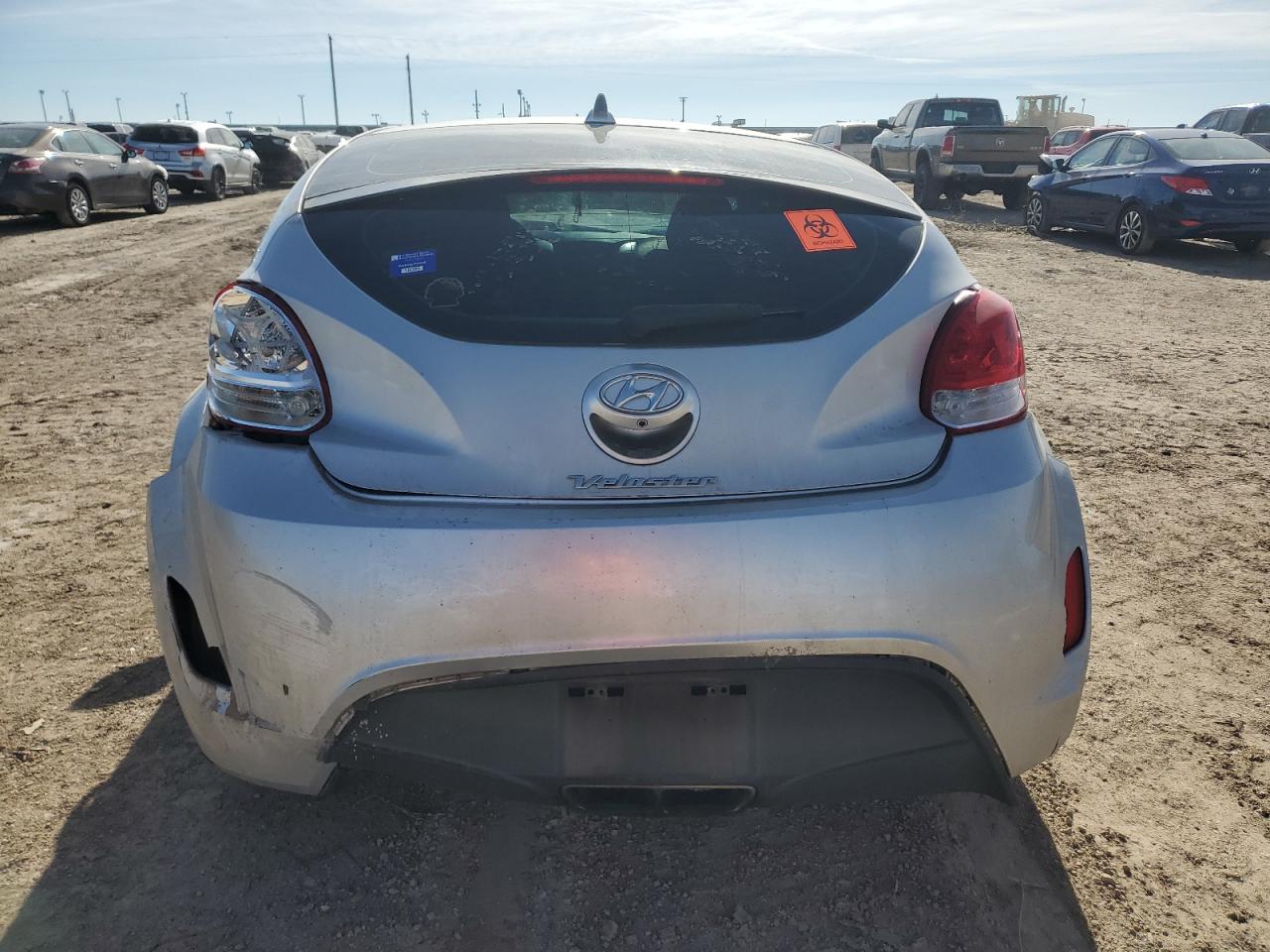 KMHTC6AD2GU289647 2016 Hyundai Veloster