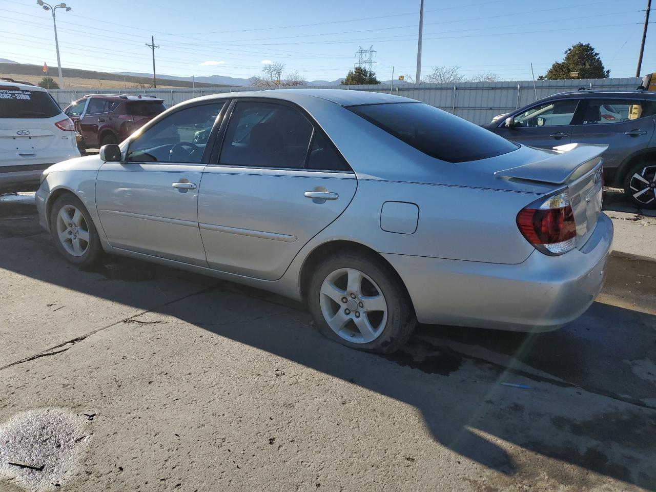 2005 Toyota Camry Le VIN: 4T1BE32K25U972673 Lot: 81582544