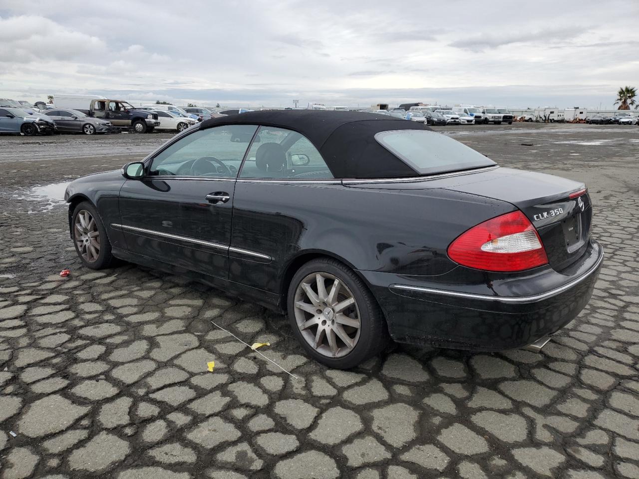 2007 Mercedes-Benz Clk 350 VIN: WDBTK56F27F207673 Lot: 82643764