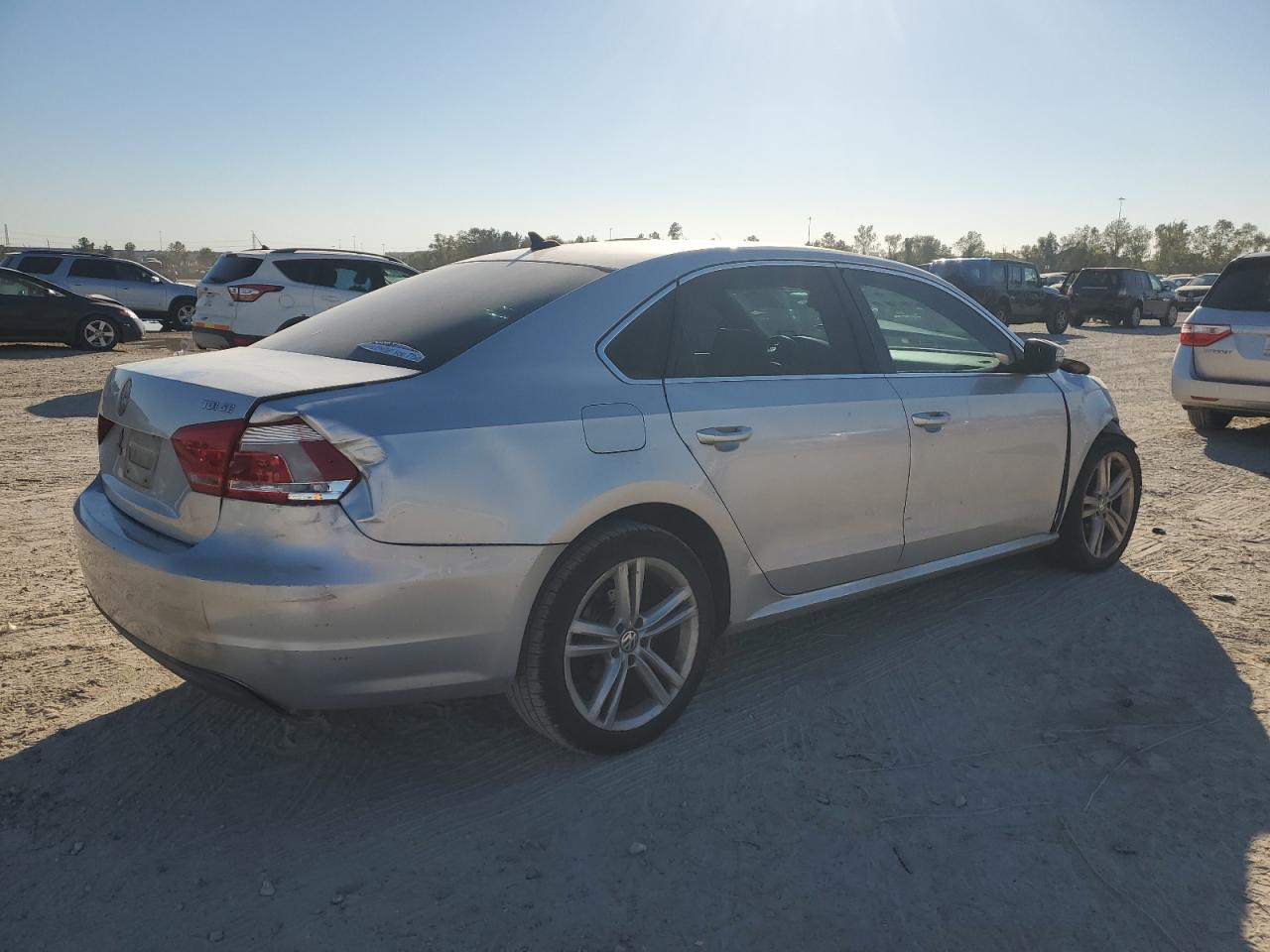 2015 Volkswagen Passat Se VIN: 1VWBV7A33FC019187 Lot: 80946984