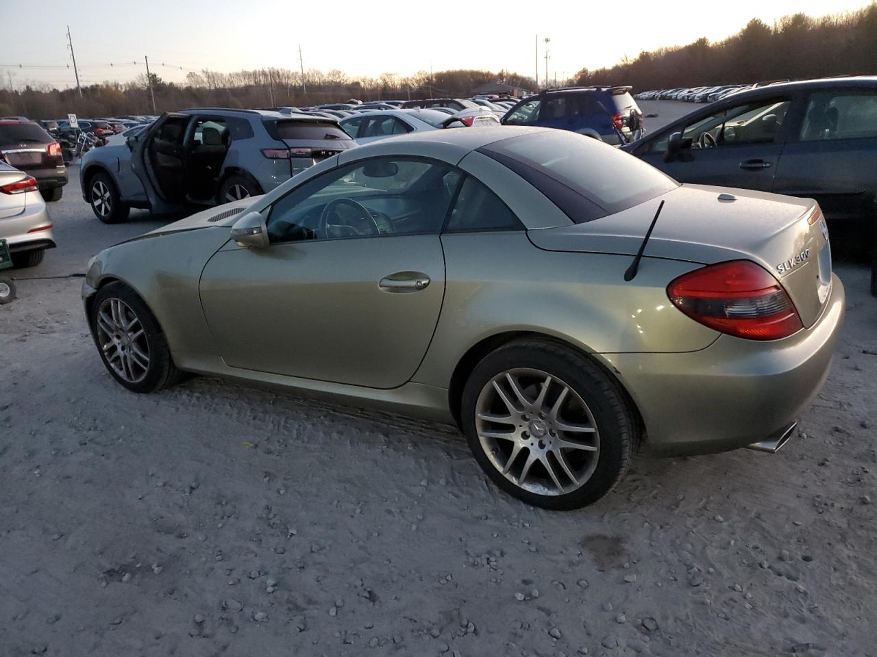 2009 Mercedes-Benz Slk 300 VIN: WDBWK54F09F211126 Lot: 81586834