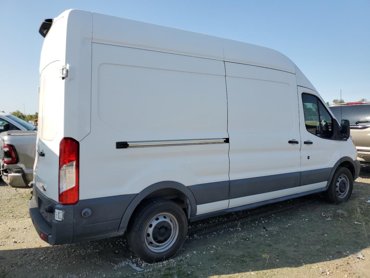 1FTYR2XM4JKA57062 2018 Ford Transit T-250