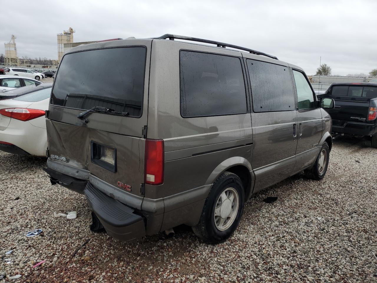 2000 GMC Safari Xt VIN: 1GKDM19W3YB520166 Lot: 80565224