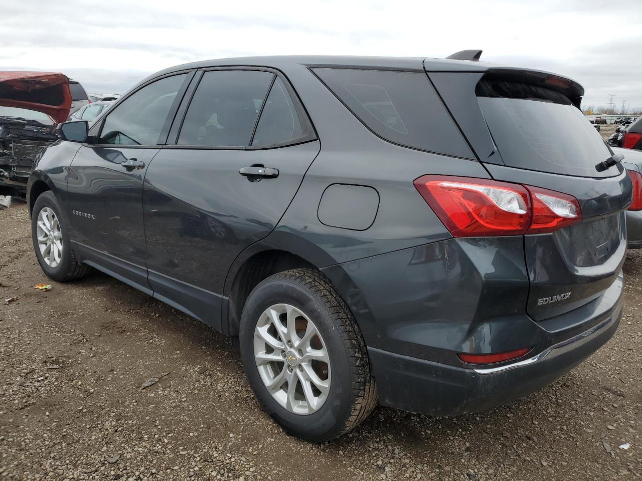 2GNAXHEV3J6210739 2018 Chevrolet Equinox Ls