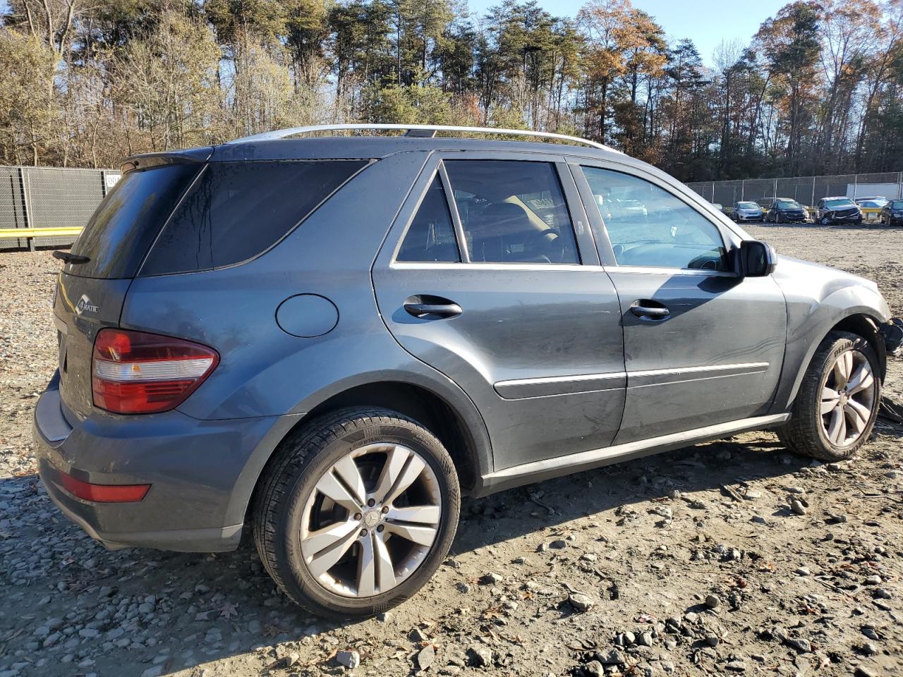 2010 Mercedes-Benz Ml 350 4Matic VIN: 4JGBB8GB7AA588298 Lot: 80658184