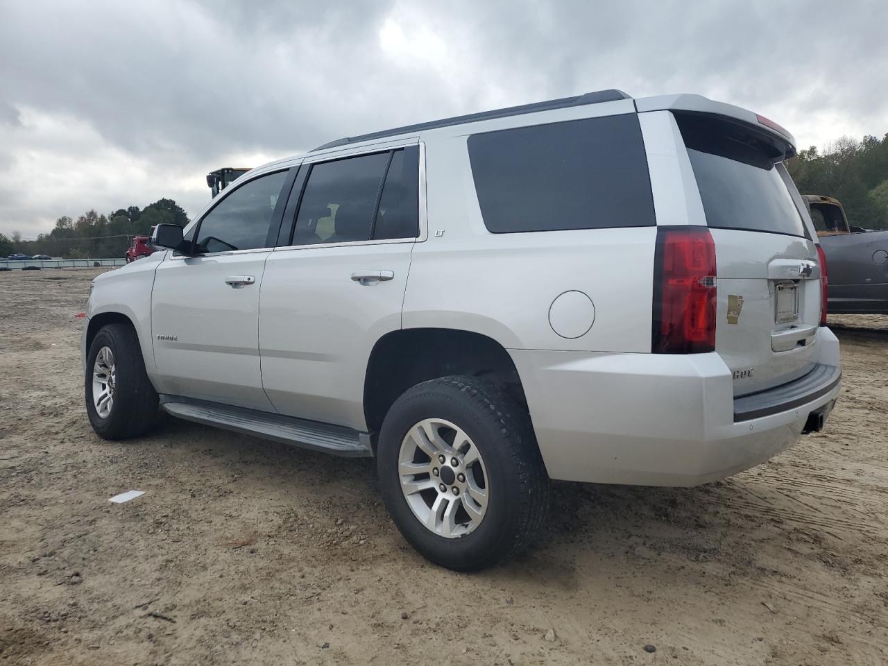 2015 Chevrolet Tahoe C1500 Lt VIN: 1GNSCBKC5FR585012 Lot: 80191564