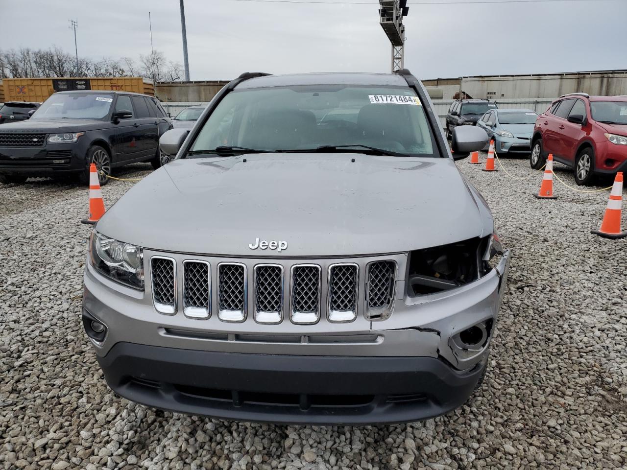 2016 Jeep Compass Latitude VIN: 1C4NJCEA6GD760698 Lot: 81721484