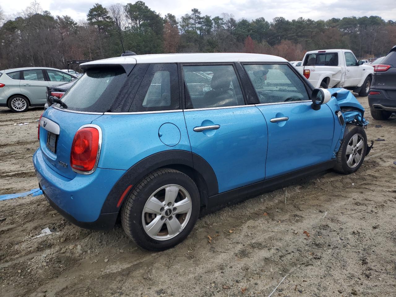 2015 Mini Cooper VIN: WMWXS5C5XFT829322 Lot: 81926994