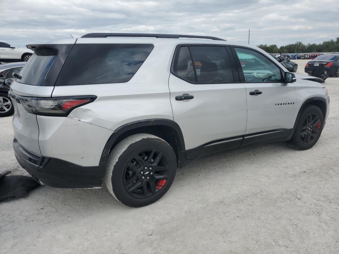 2018 Chevrolet Traverse Premier VIN: 1GNERKKW1JJ247460 Lot: 81180354