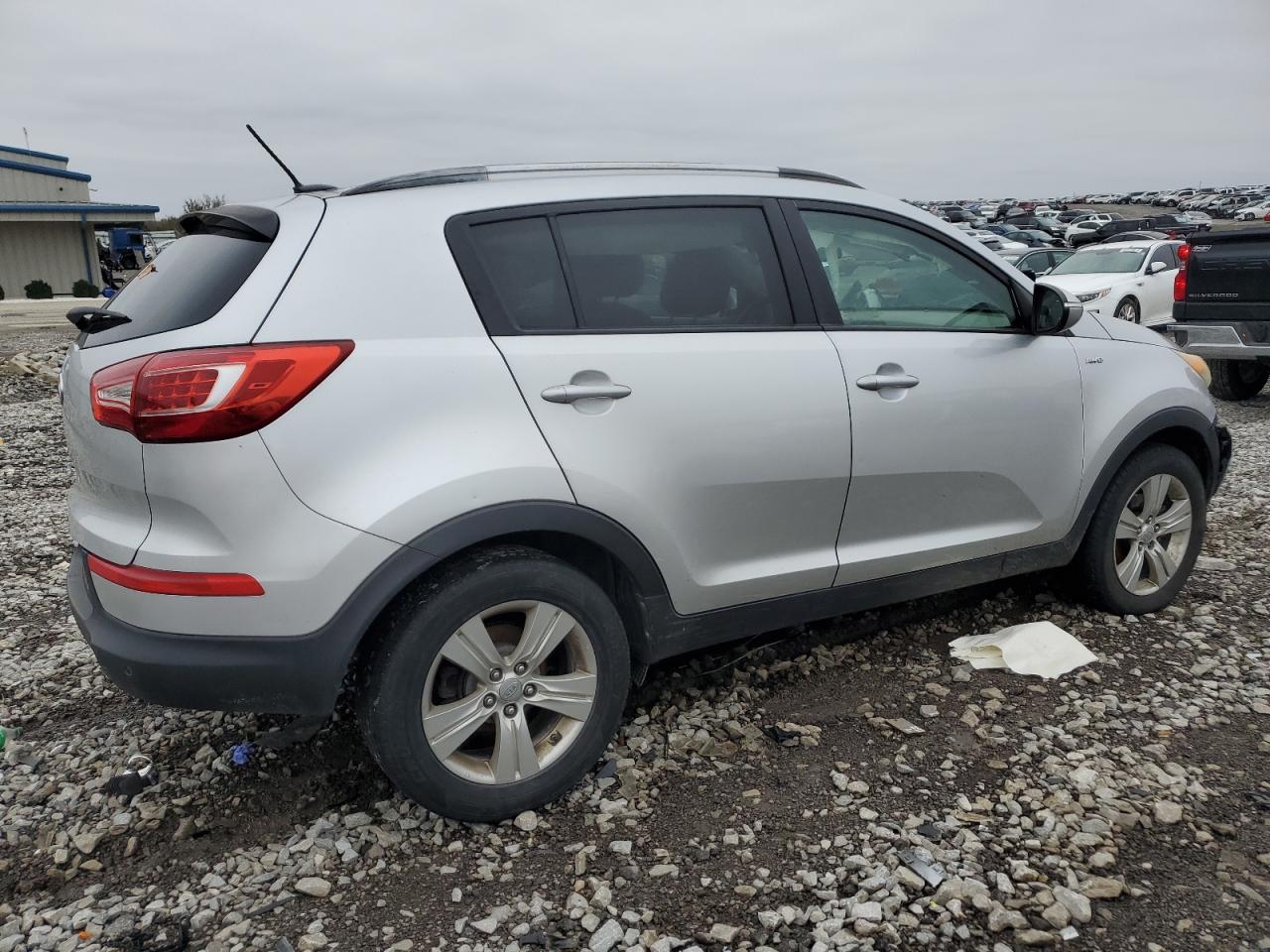 KNDPBCA20B7038249 2011 Kia Sportage Lx