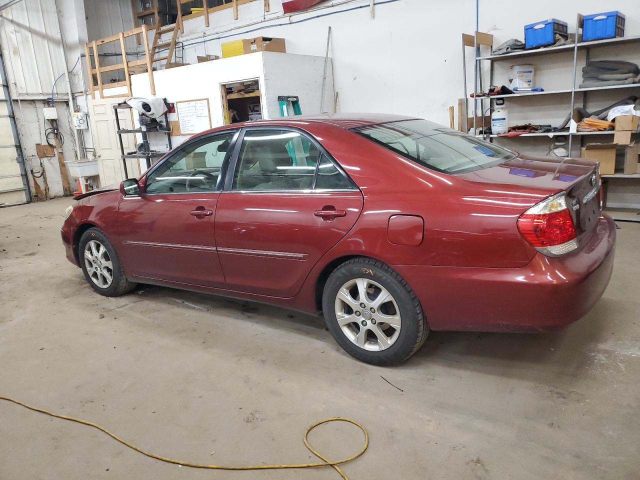 4T1BF30K75U107195 2005 Toyota Camry Le