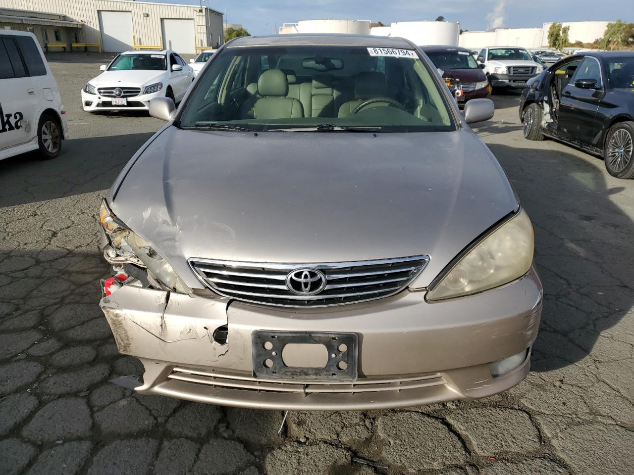 JTDBF30K050162602 2005 Toyota Camry Le