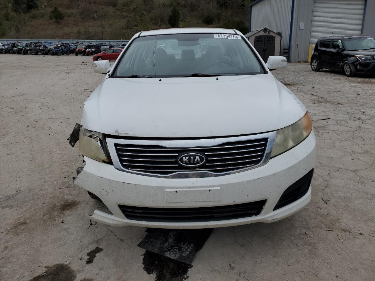 2009 Kia Optima Lx VIN: KNAGE228795286960 Lot: 82959764