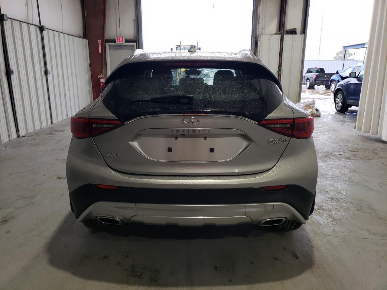 2017 Infiniti Qx30 Base VIN: SJKCH5CR6HA018874 Lot: 80391184