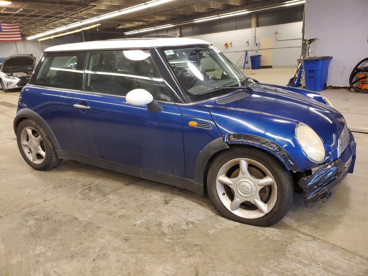 2004 Mini Cooper VIN: WMWRC334X4TJ56112 Lot: 81922614