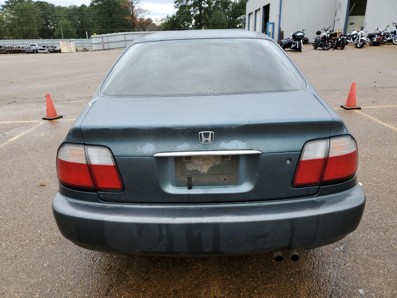 1996 Honda Accord Ex VIN: 1HGCD5651TA188013 Lot: 79533564