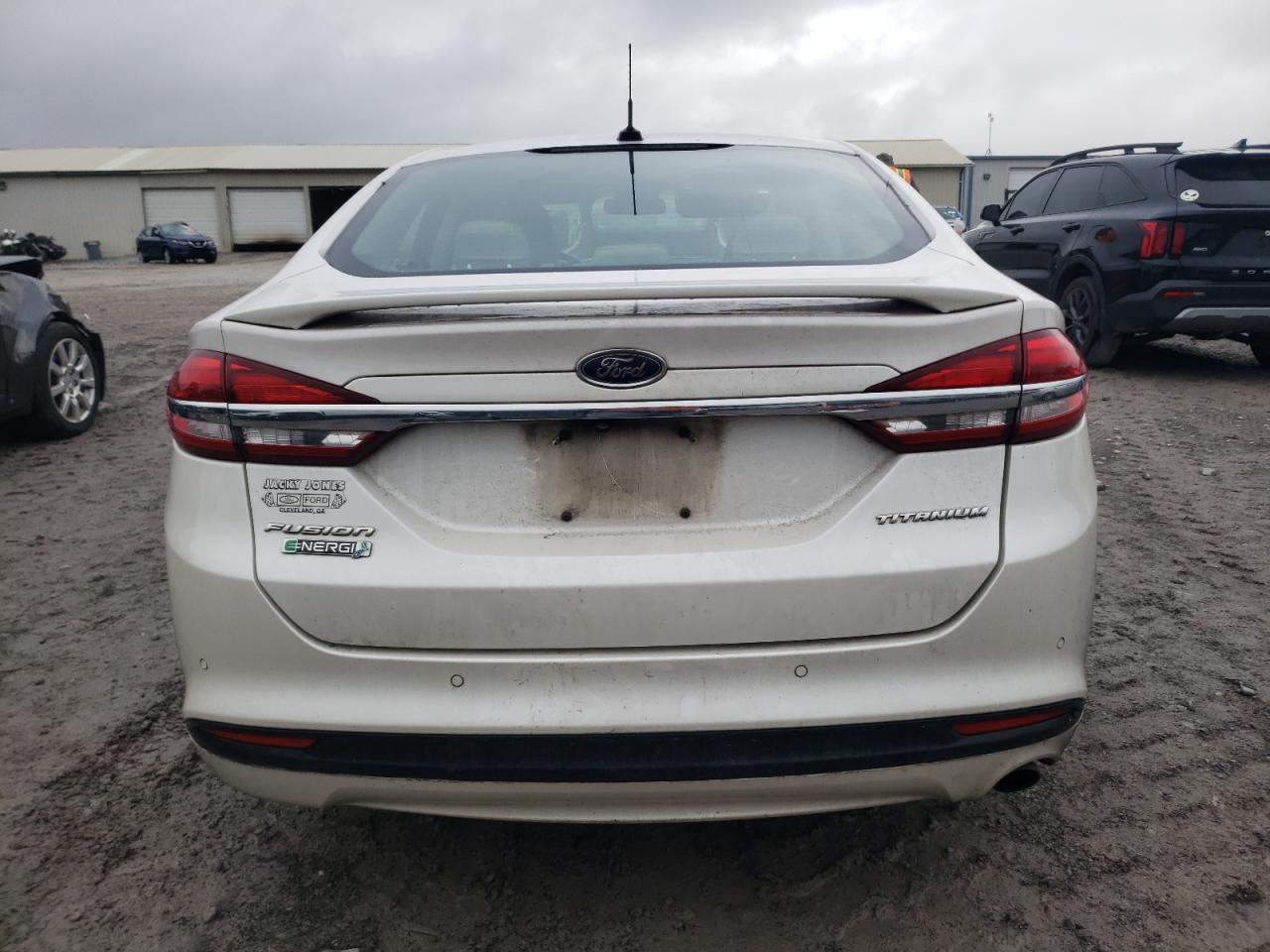 3FA6P0SU6HR209699 2017 Ford Fusion Titanium Phev