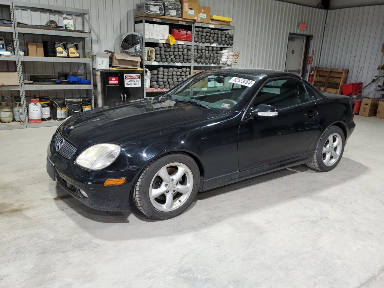 2003 Mercedes-Benz Slk 320 VIN: WDBKK65F23F277574 Lot: 82523004