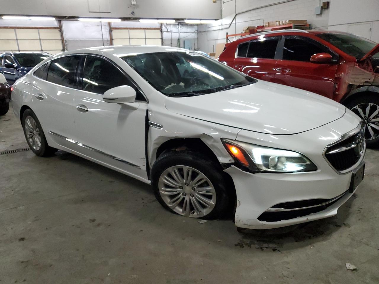 2018 Buick Lacrosse Essence VIN: 1G4ZP5SZ3JU123017 Lot: 82441804