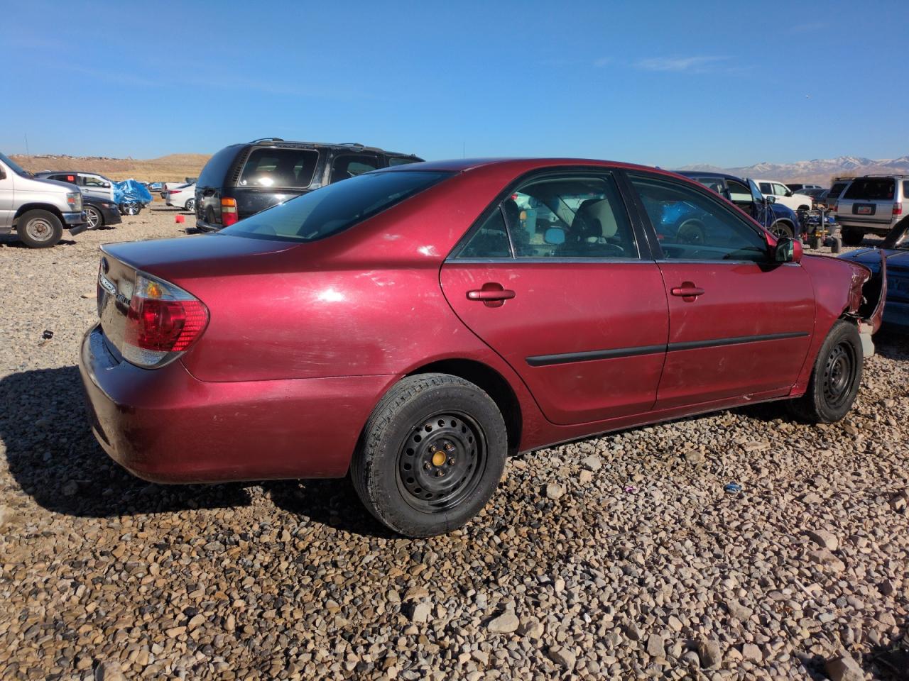 4T1BE32K75U020445 2005 Toyota Camry Le