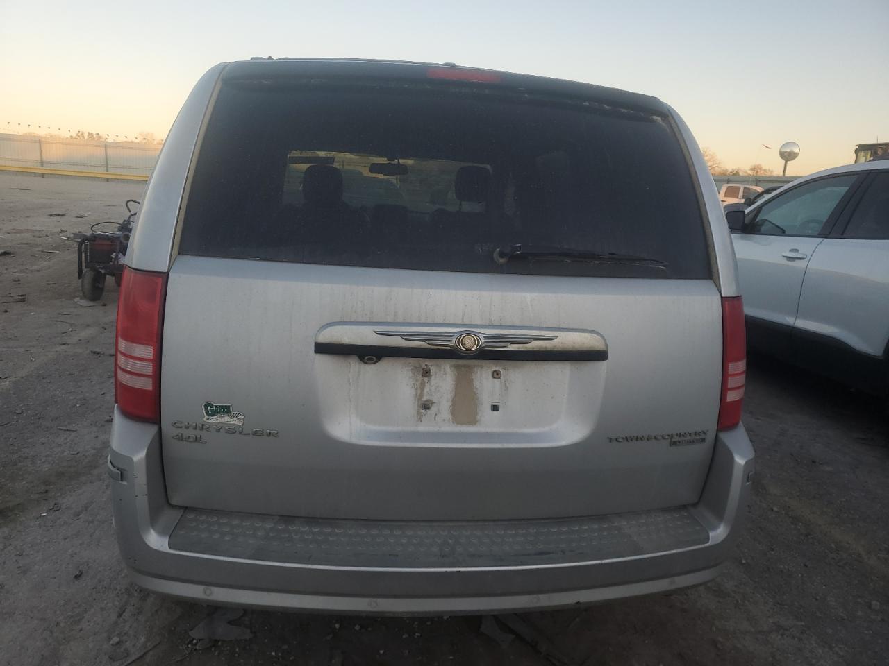 2009 Chrysler Town & Country Limited VIN: 2A8HR64X09R639431 Lot: 82399994