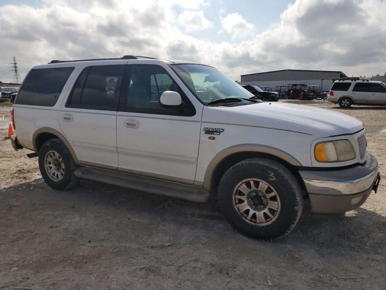 1FMRU17W62LA76735 2002 Ford Expedition Eddie Bauer