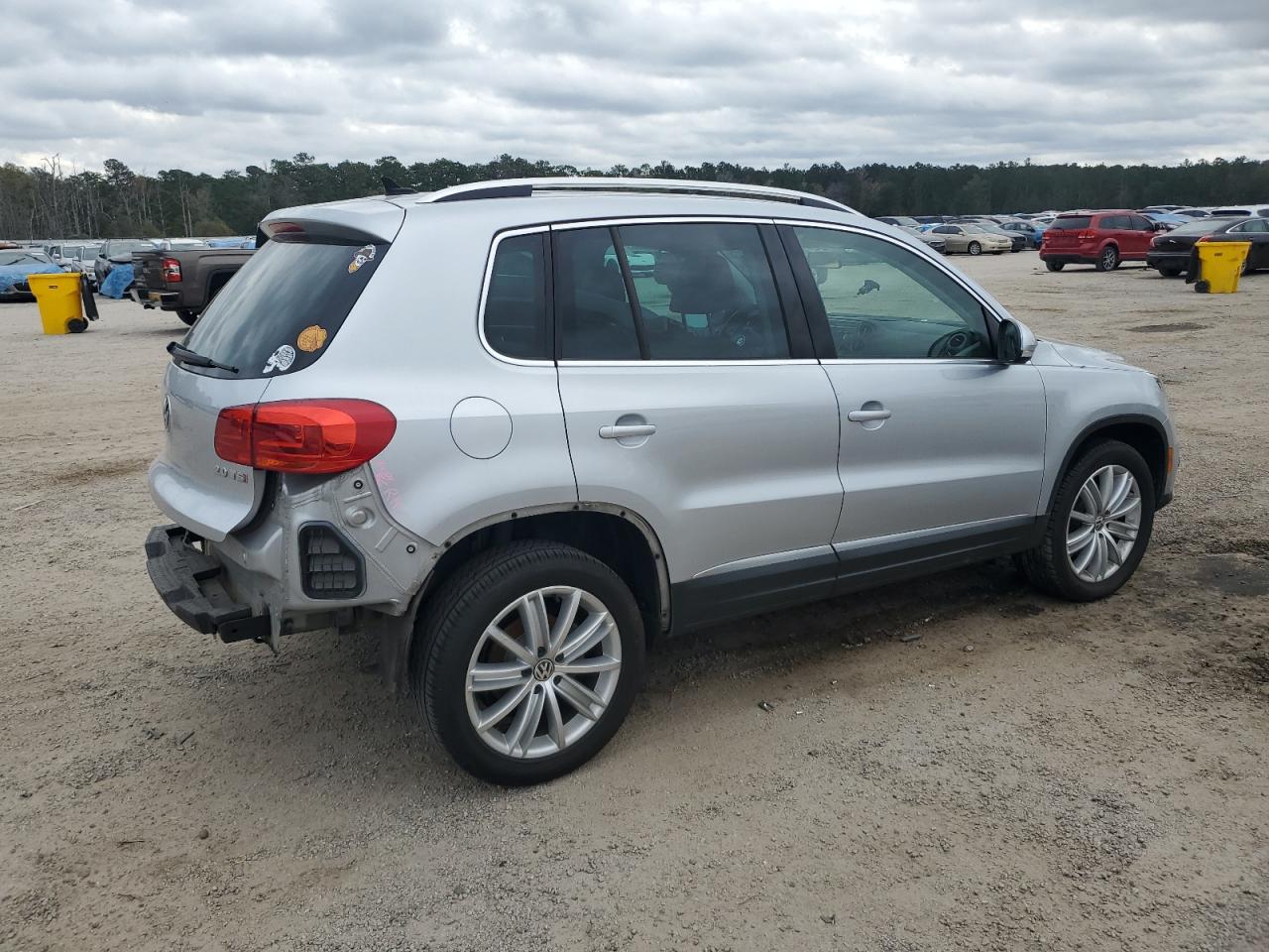 2013 Volkswagen Tiguan S VIN: WVGAV7AX7DW553513 Lot: 82029234