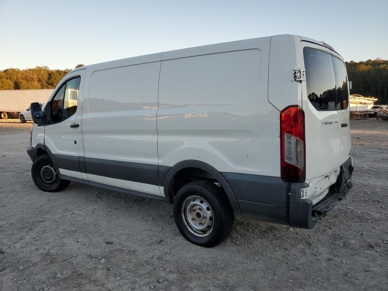 1FTYR1ZM1HKA75147 2017 Ford Transit T-250