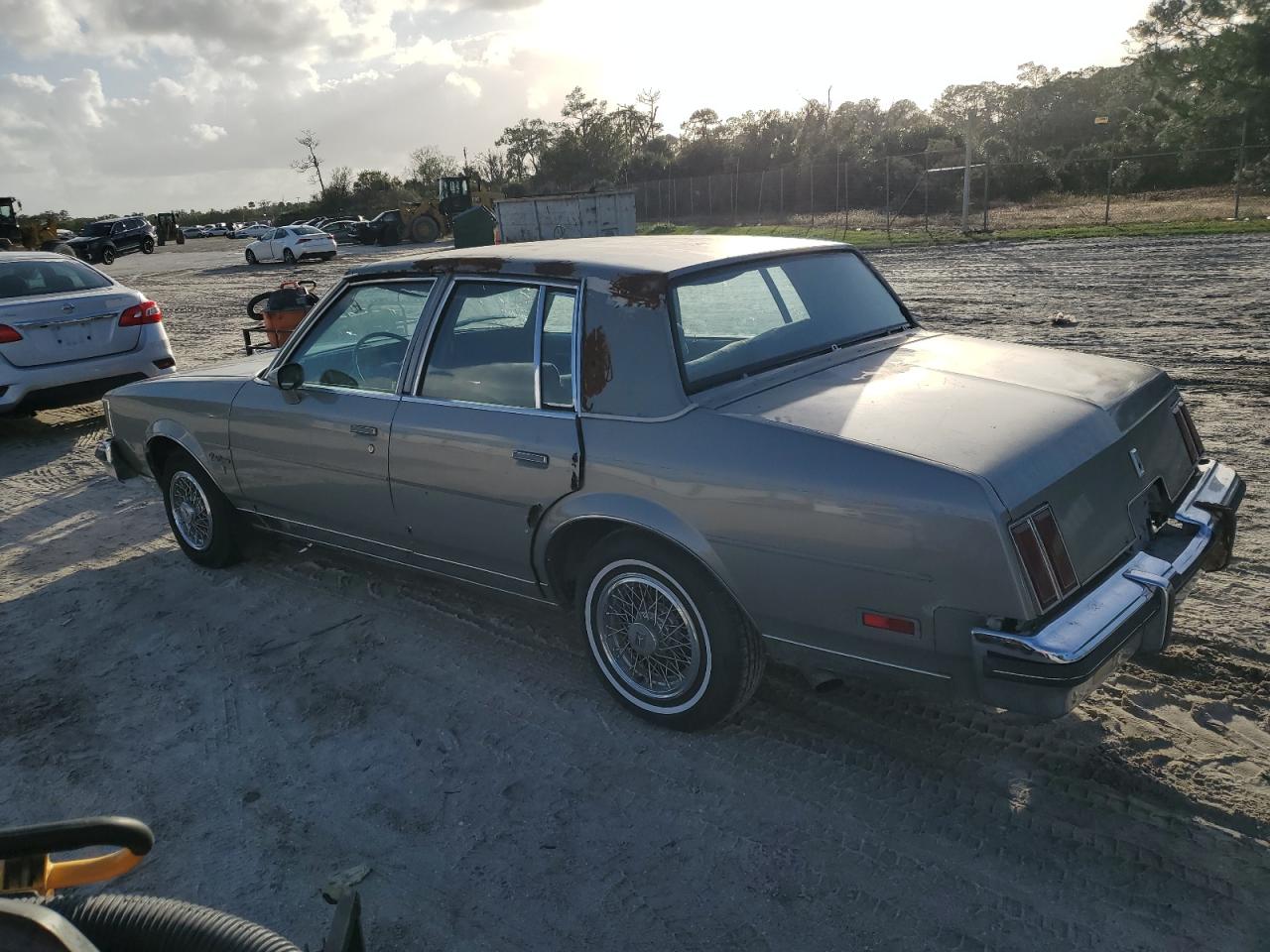 1G3AM69Y2ER401167 1984 Oldsmobile Cutlass Supreme Brougham