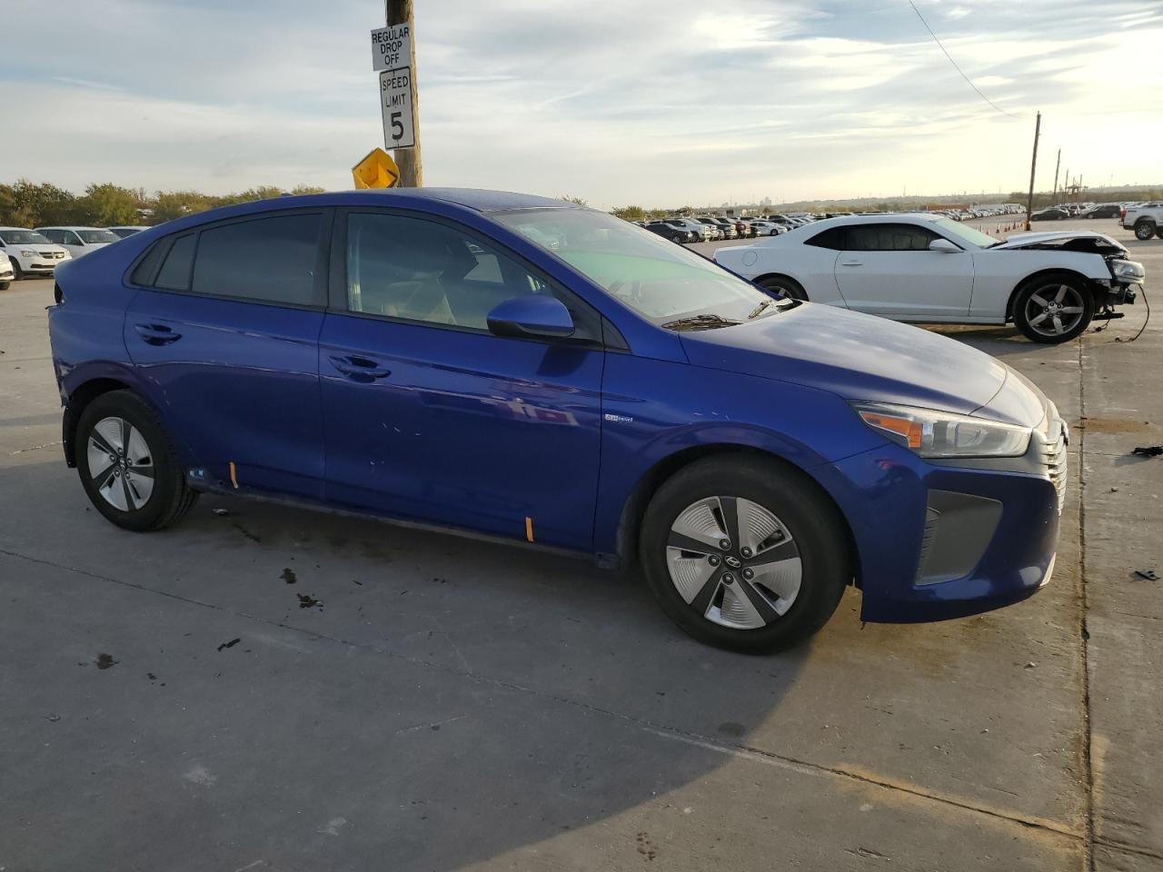 KMHC65LC8KU144823 2019 Hyundai Ioniq Blue