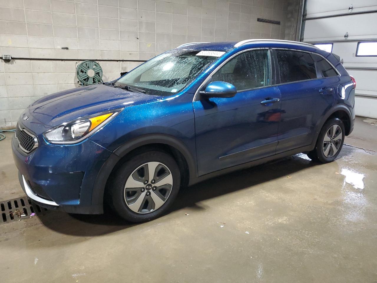 KNDCB3LC8K5335589 2019 Kia Niro Fe