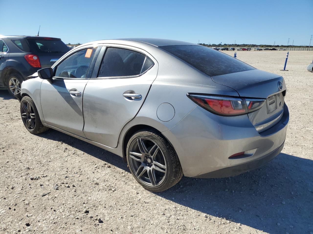 3MYDLBZV5GY102513 2016 Toyota Scion Ia