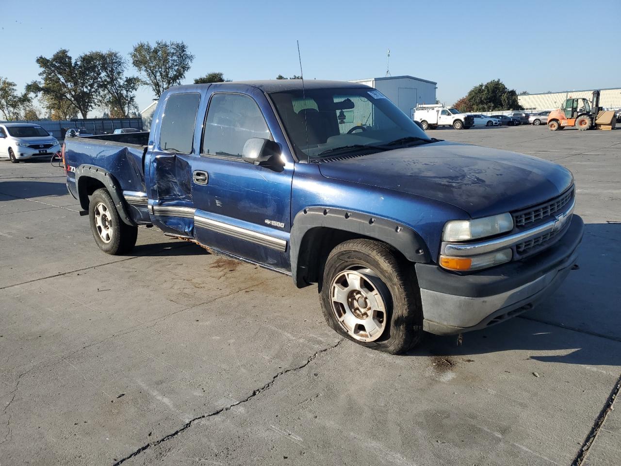 2000 Chevrolet Silverado K1500 VIN: 2GCEK19T7Y1405615 Lot: 79911804