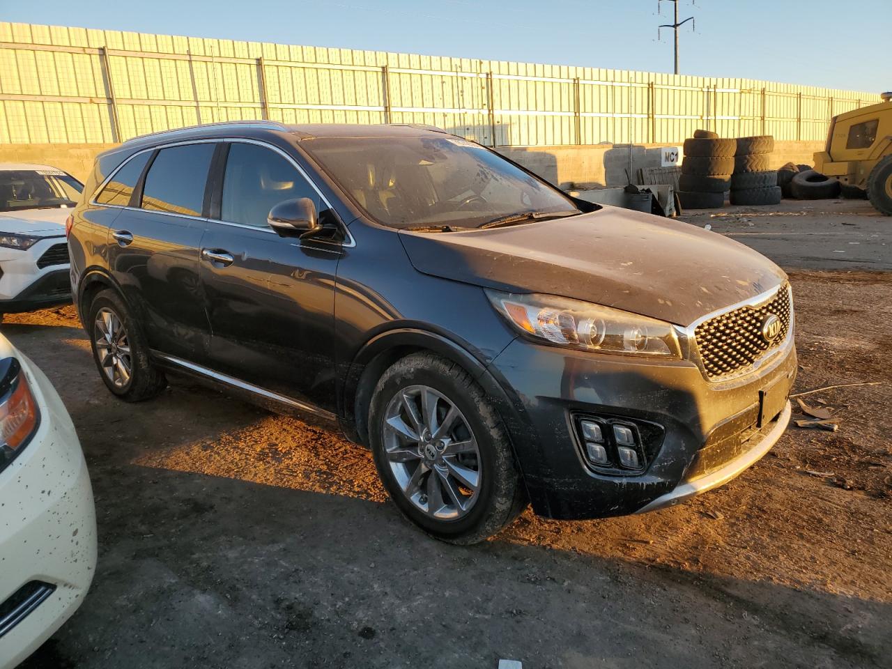 2017 Kia Sorento Sx VIN: 5XYPK4A56HG305258 Lot: 78742384