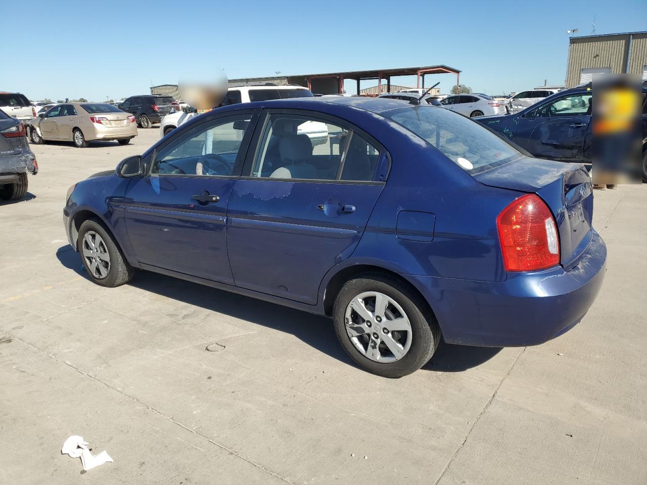 KMHCN46C79U381998 2009 Hyundai Accent Gls