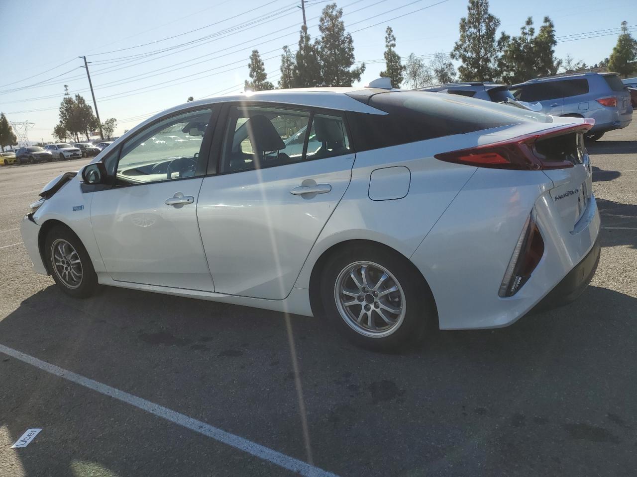 JTDKAMFP1M3189408 2021 Toyota Prius Prime Le