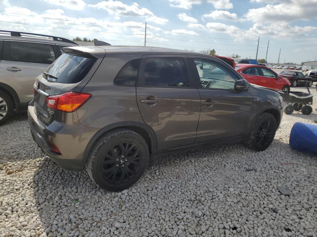 2018 Mitsubishi Outlander Sport Es VIN: JA4AP3AU5JU007324 Lot: 82263114