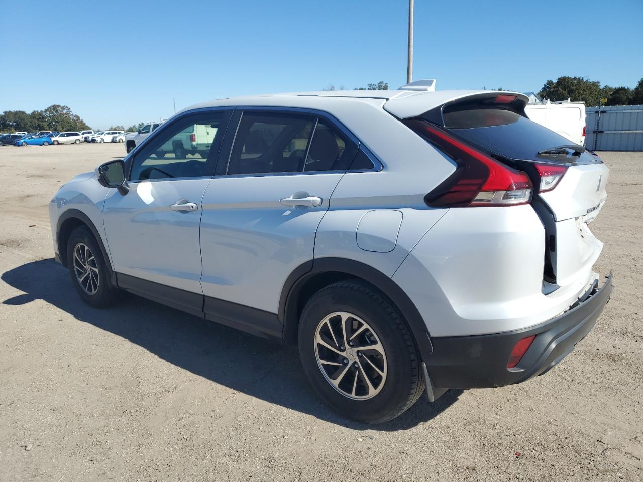 2022 Mitsubishi Eclipse Cross Es VIN: JA4ASUAA6NZ052615 Lot: 81590124