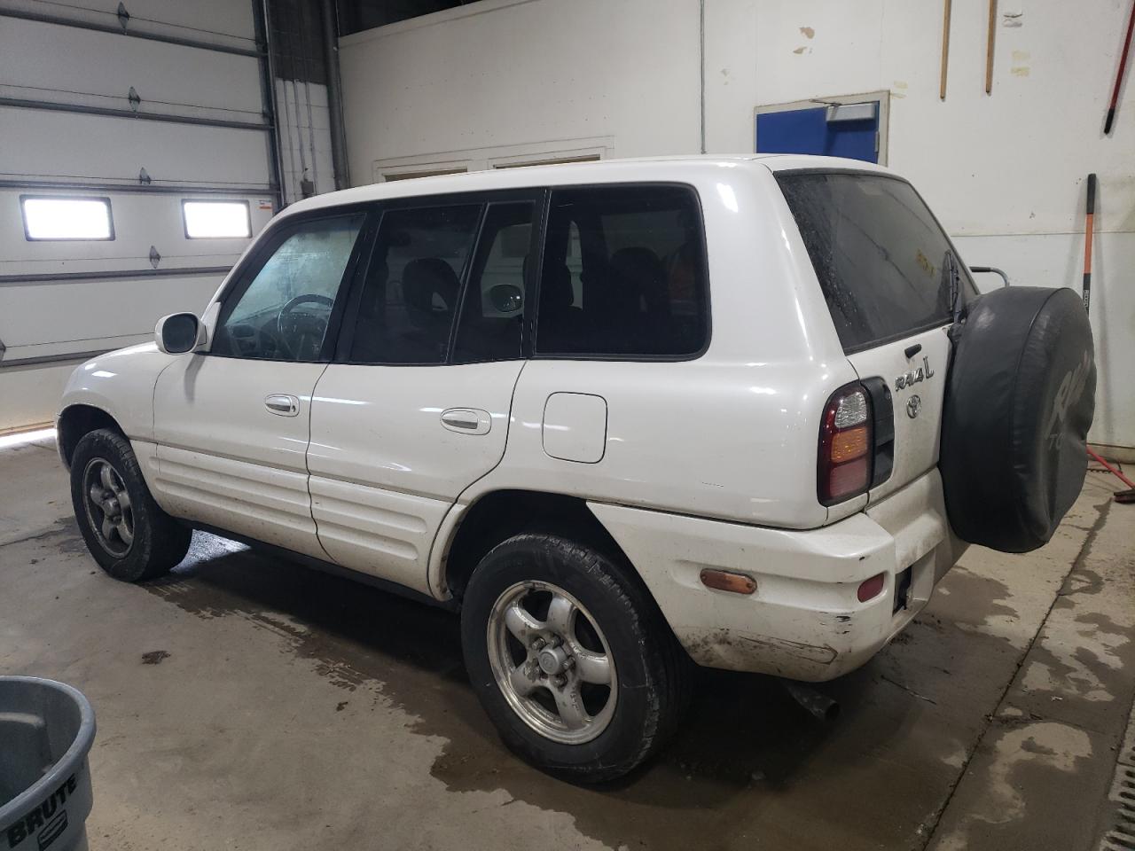 JT3GP10V6X7058857 1999 Toyota Rav4