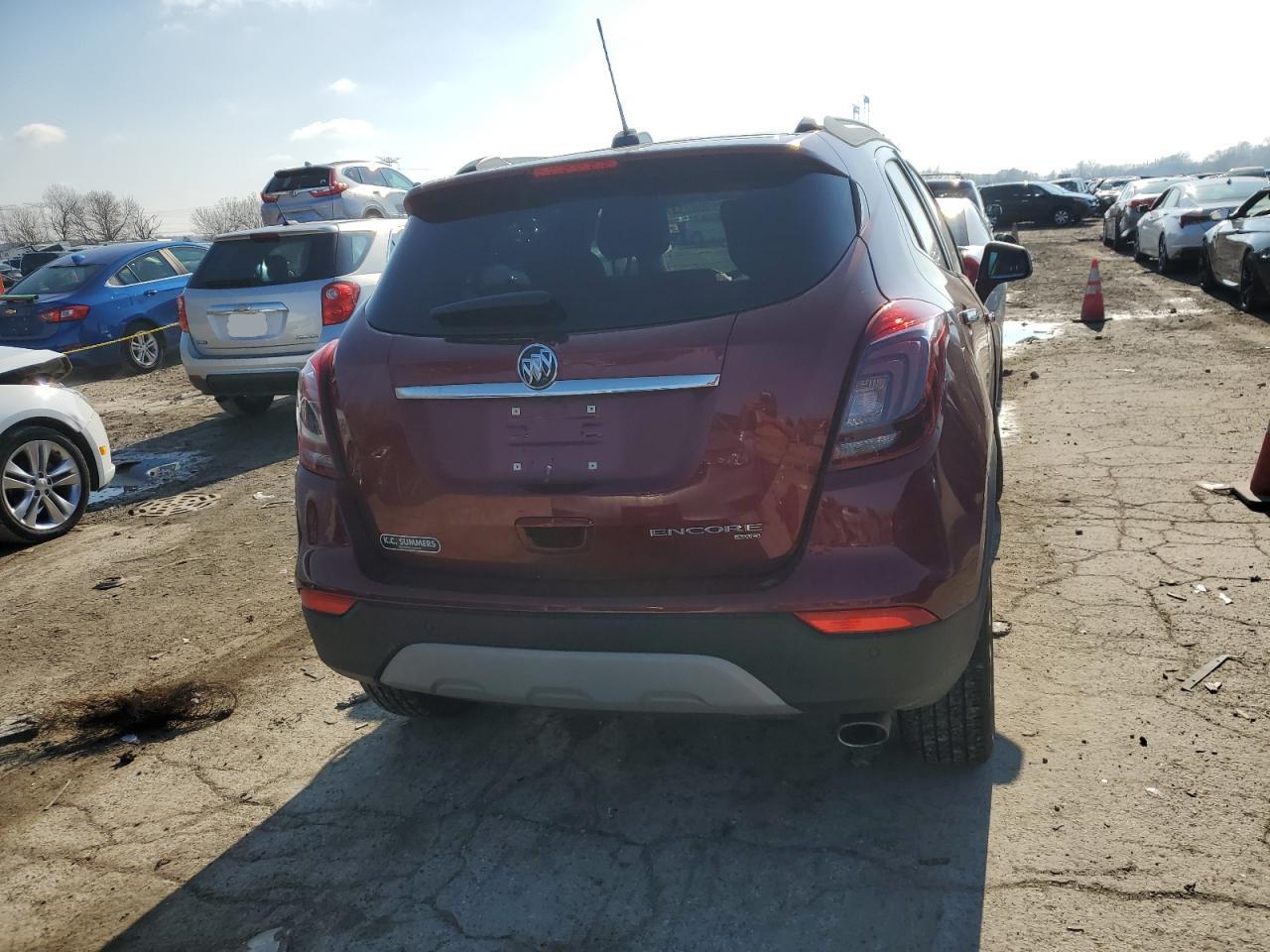 2022 Buick Encore Preferred VIN: KL4CJESM6NB560666 Lot: 79908234