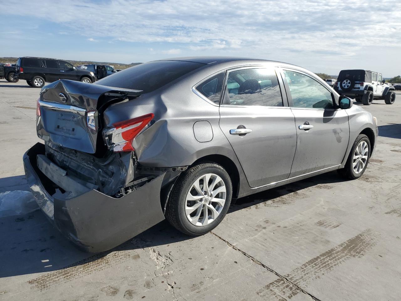 3N1AB7AP7JY316833 2018 Nissan Sentra S