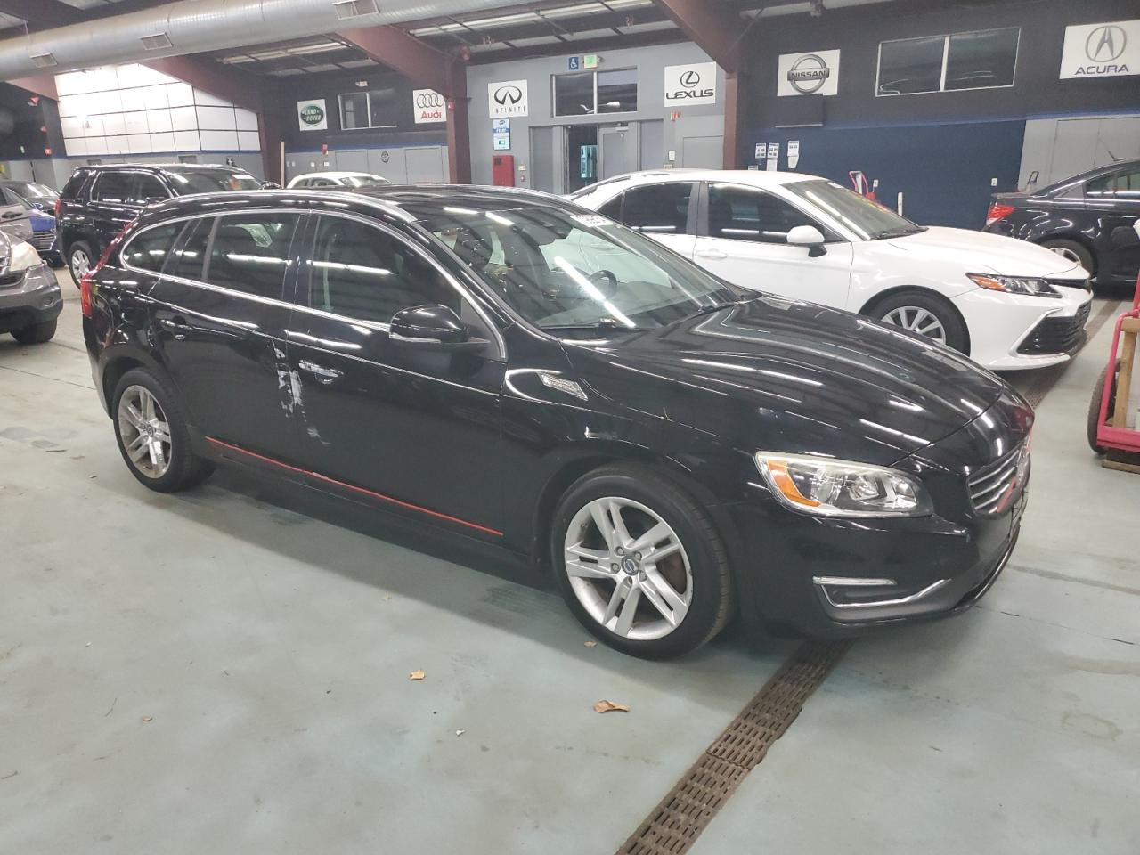 YV140MEK4F1217700 2015 Volvo V60 Premier