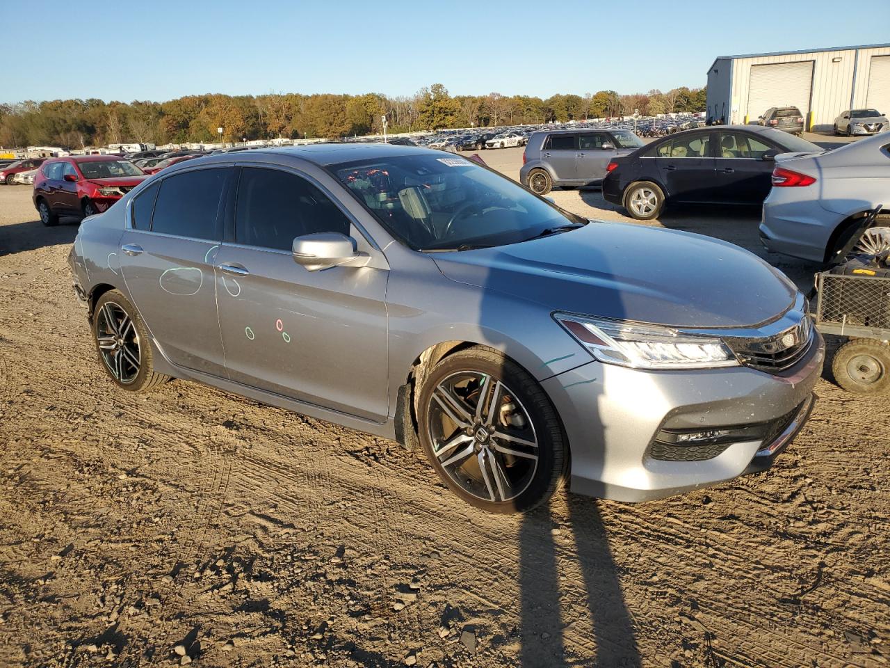 2016 Honda Accord Touring VIN: 1HGCR3F93GA018136 Lot: 82239004