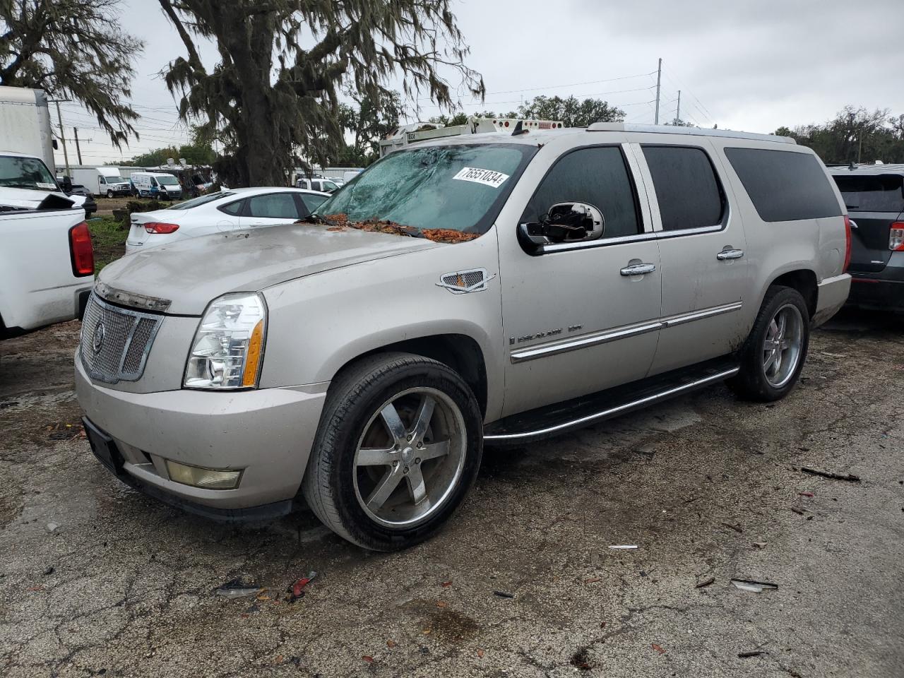 2008 Cadillac Escalade Esv VIN: 1GYFK66808R147117 Lot: 76551034