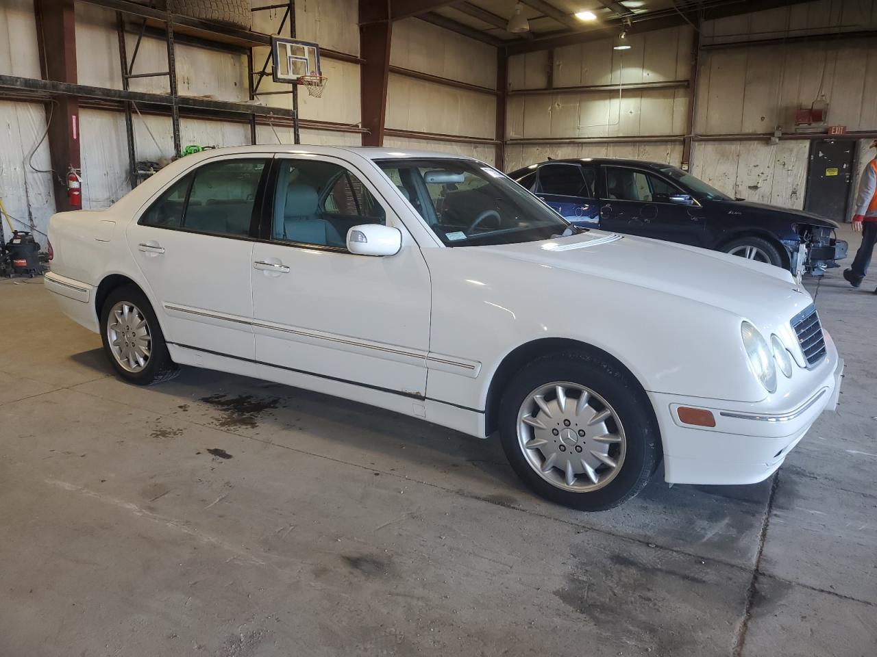 2000 Mercedes-Benz E 320 4Matic VIN: WDBJF82J1YX029676 Lot: 79412174