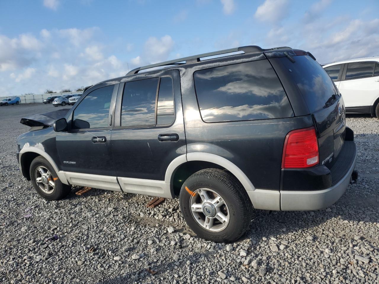 1FMZU73EX2ZB97054 2002 Ford Explorer Xlt